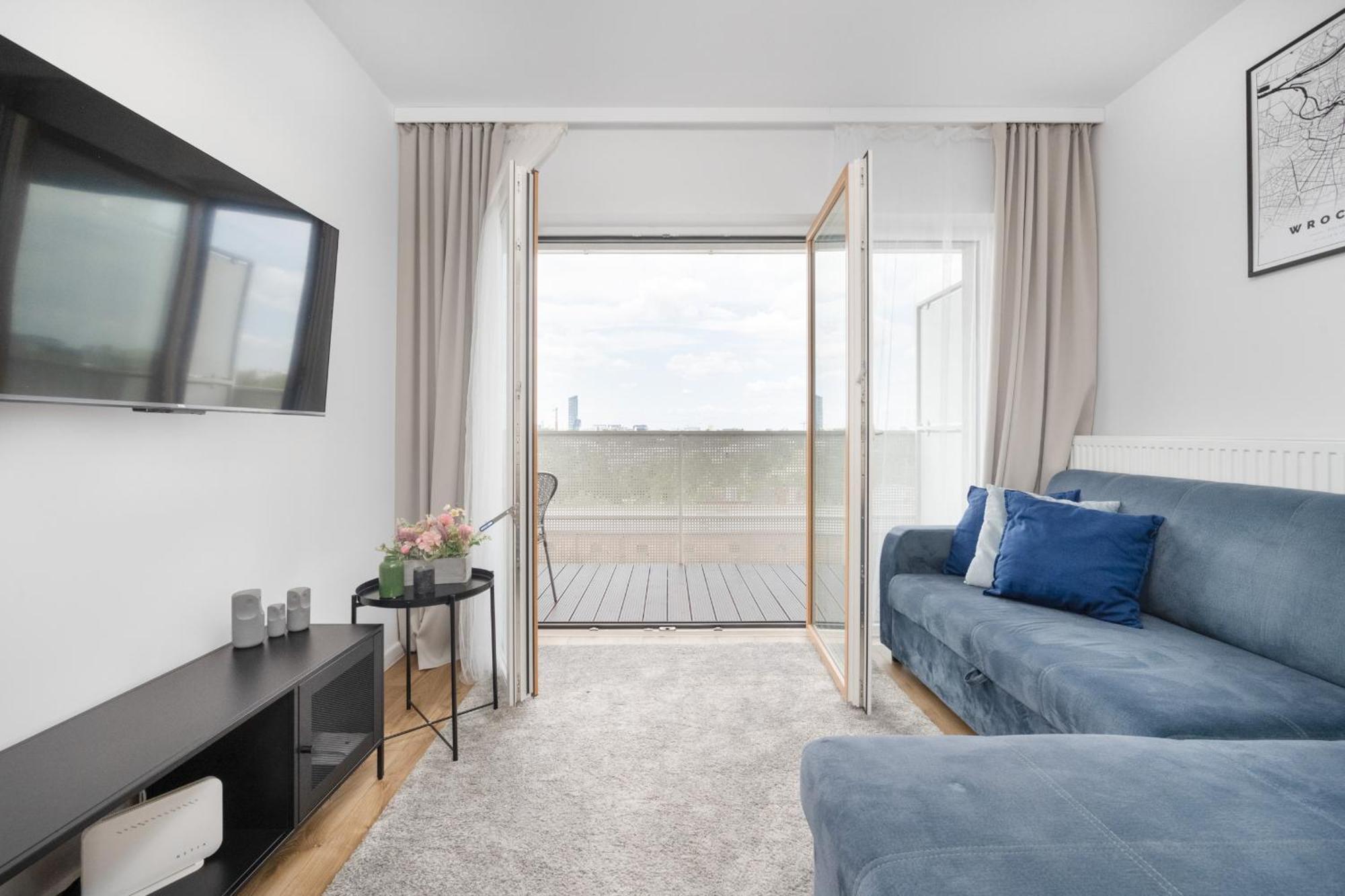 Klasyczny Apartament Z Balkonem We Wroclawiu By Noclegi Renters المظهر الخارجي الصورة